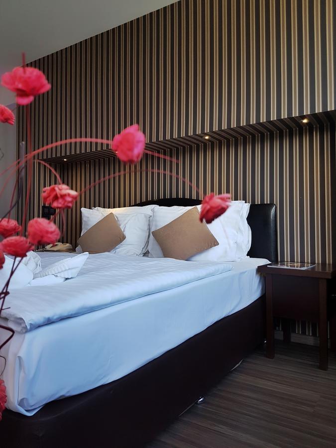 Hotel Pest Inn بودابست المظهر الخارجي الصورة