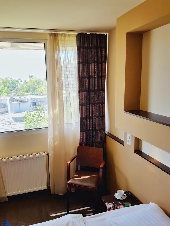 Hotel Pest Inn بودابست المظهر الخارجي الصورة